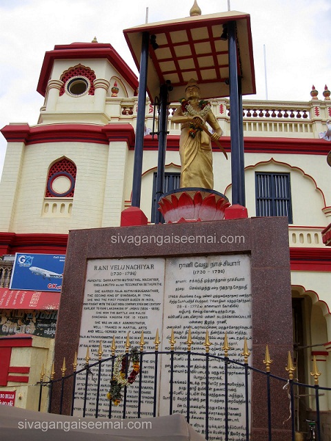 velu nachiyar statue in front of sivagangai palace